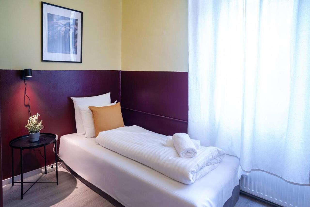 Central And Large Ac Home Away From Home Budapeste Exterior foto