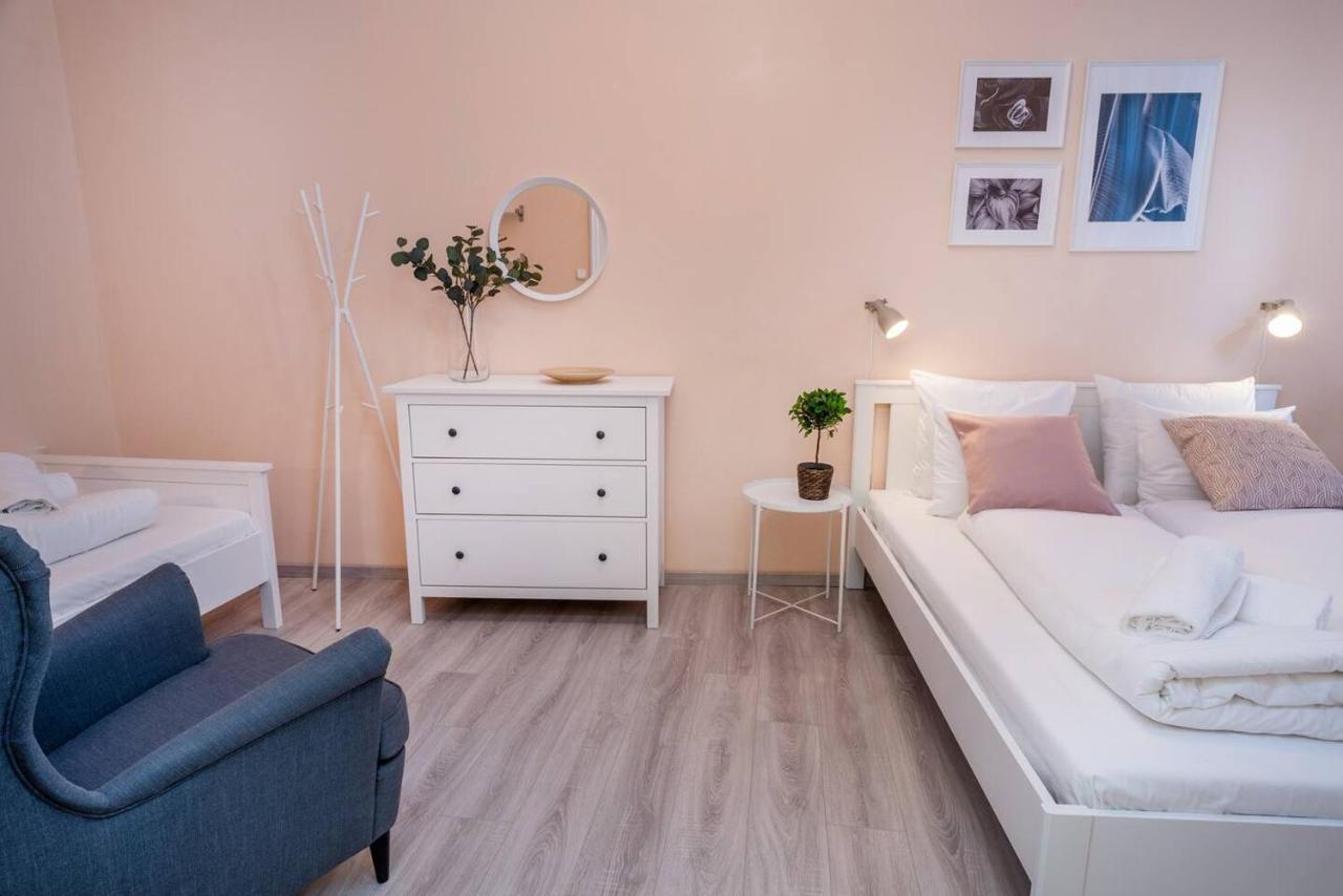 Central And Large Ac Home Away From Home Budapeste Exterior foto
