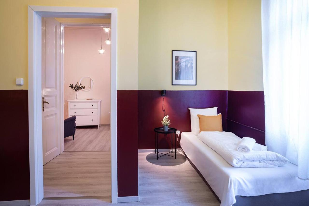 Central And Large Ac Home Away From Home Budapeste Exterior foto