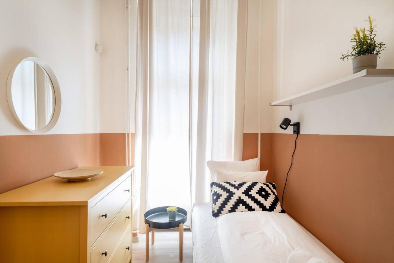 Central And Large Ac Home Away From Home Budapeste Exterior foto