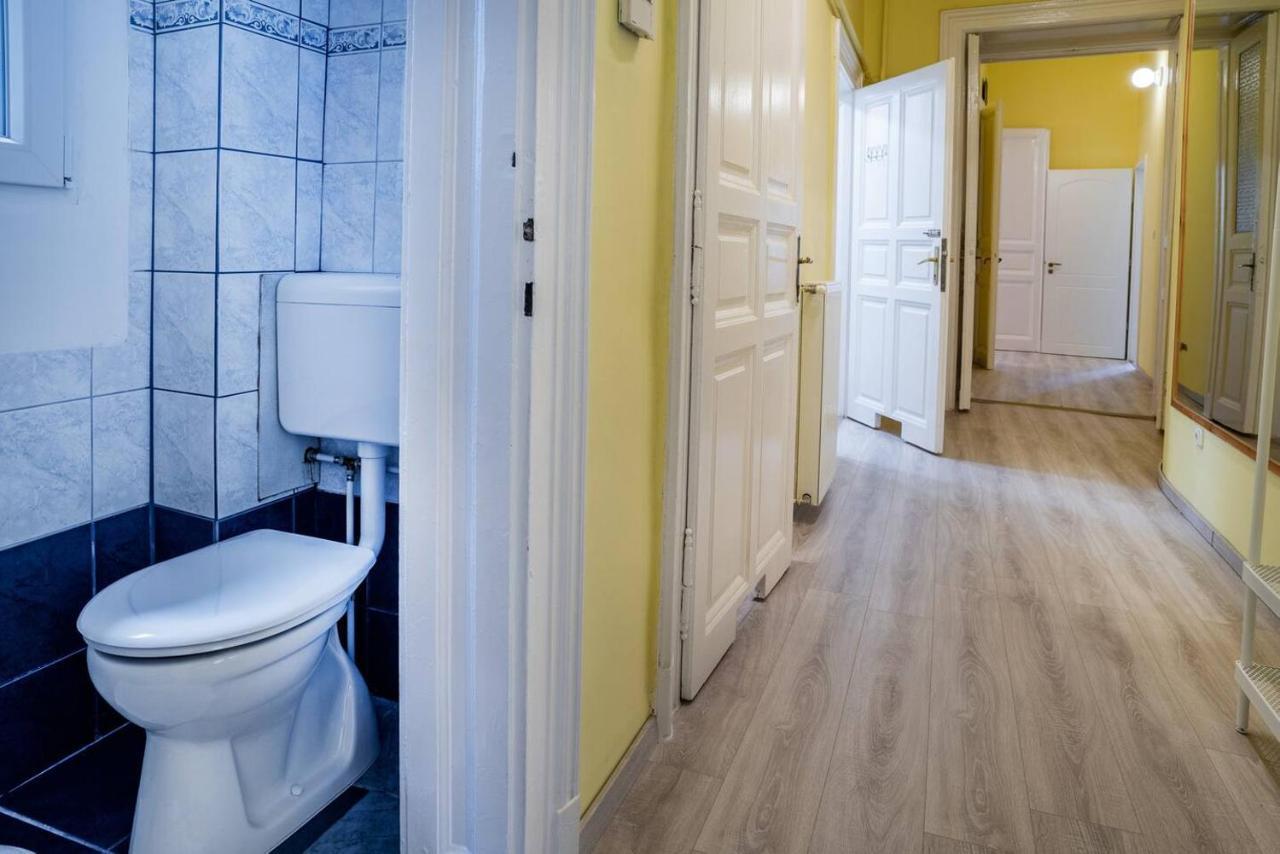 Central And Large Ac Home Away From Home Budapeste Exterior foto