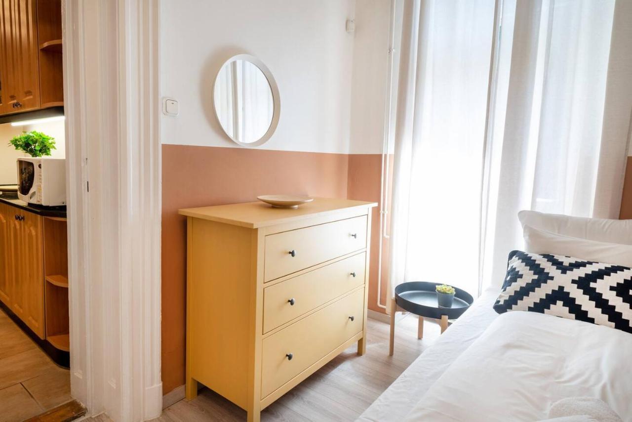 Central And Large Ac Home Away From Home Budapeste Exterior foto